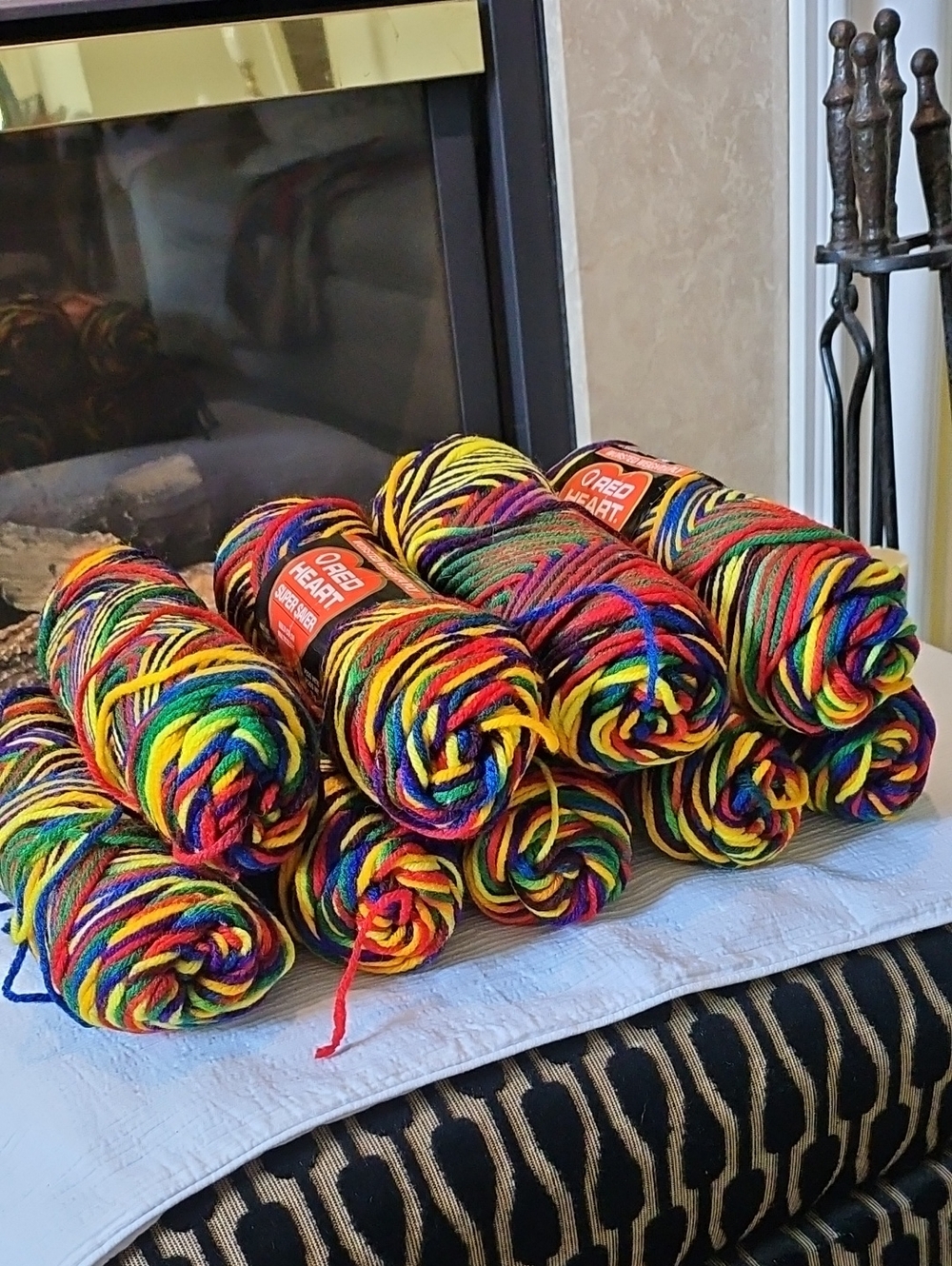 Red Heart Super Saver 9 Bundles Of Yarn